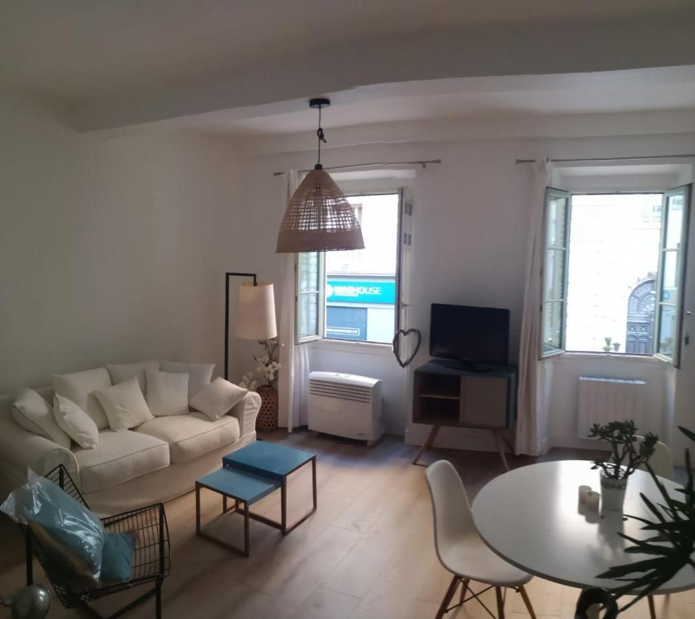 Joli Appartement Nicois En Bord De Mer Nice Eksteriør billede